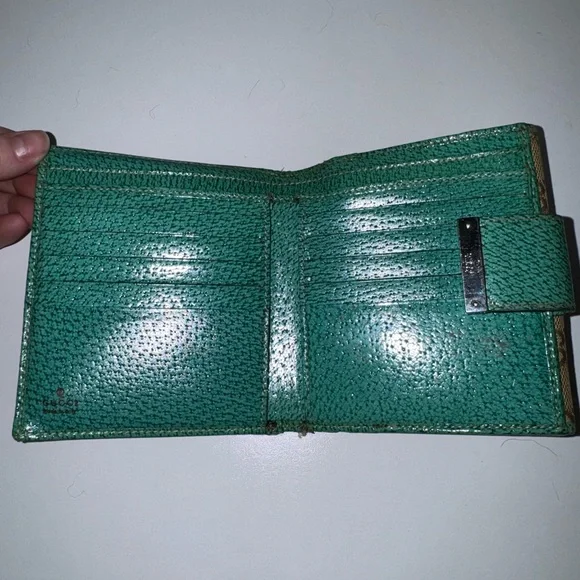 Gucci Brown and Green Women's Wallet - Picture 3 of 9
